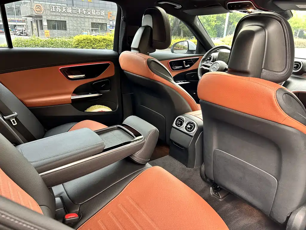 Mercedes-Benz C-Class 2022 — фото 13