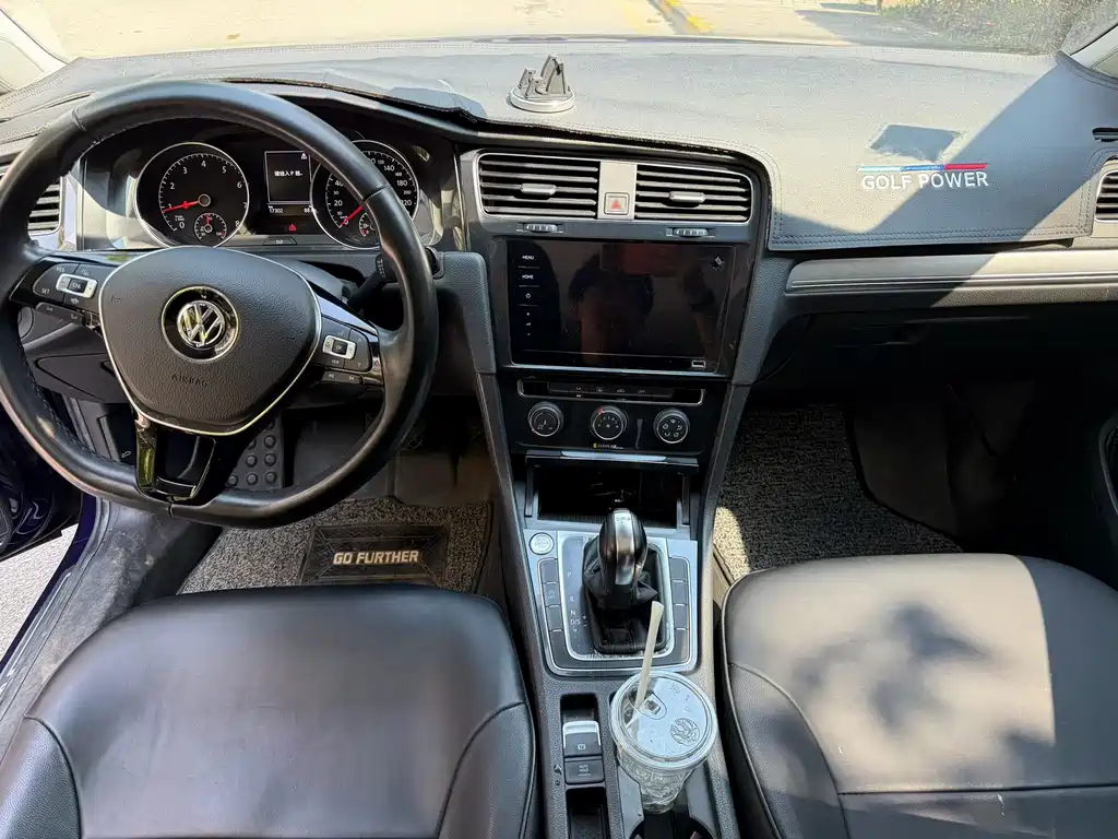Volkswagen Golf 2020