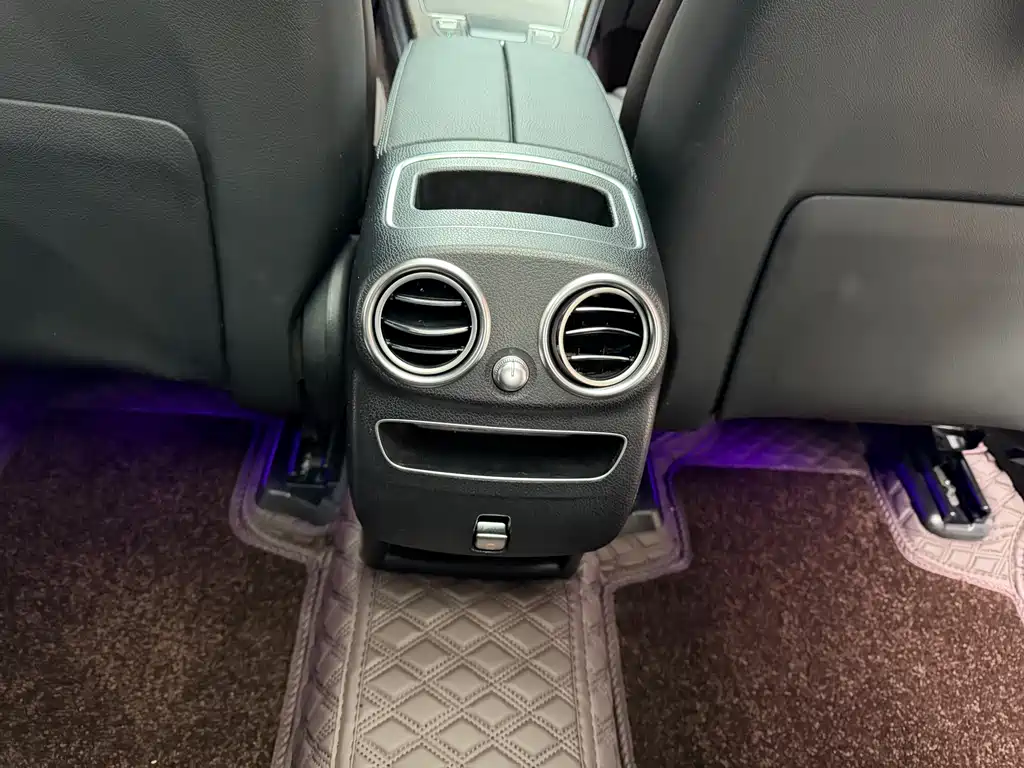 Mercedes-Benz GLC 2020 — фото 15