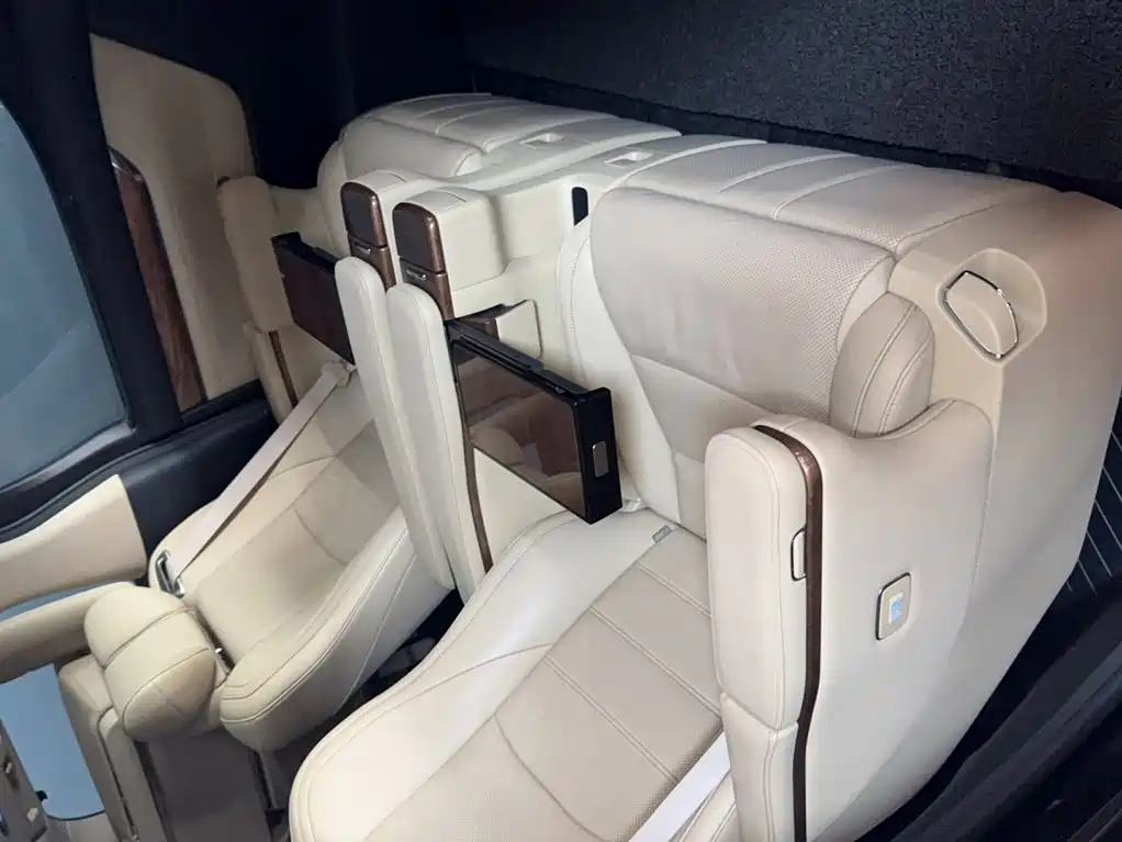 Toyota Alphard 2017 — фото 6