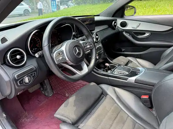 Mercedes-Benz C-Class 2022