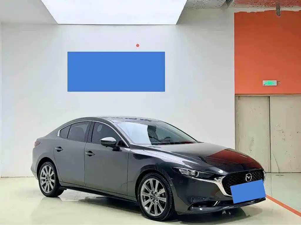 Mazda 3 Axela 2022