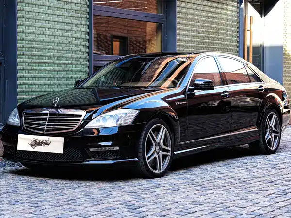 Mercedes-Benz S-Class AMG 2010