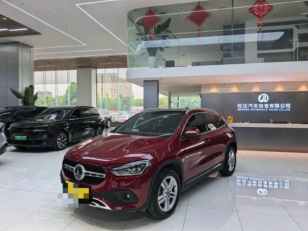 Mercedes-Benz GLA 2023