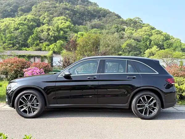 Mercedes-Benz GLC 2021