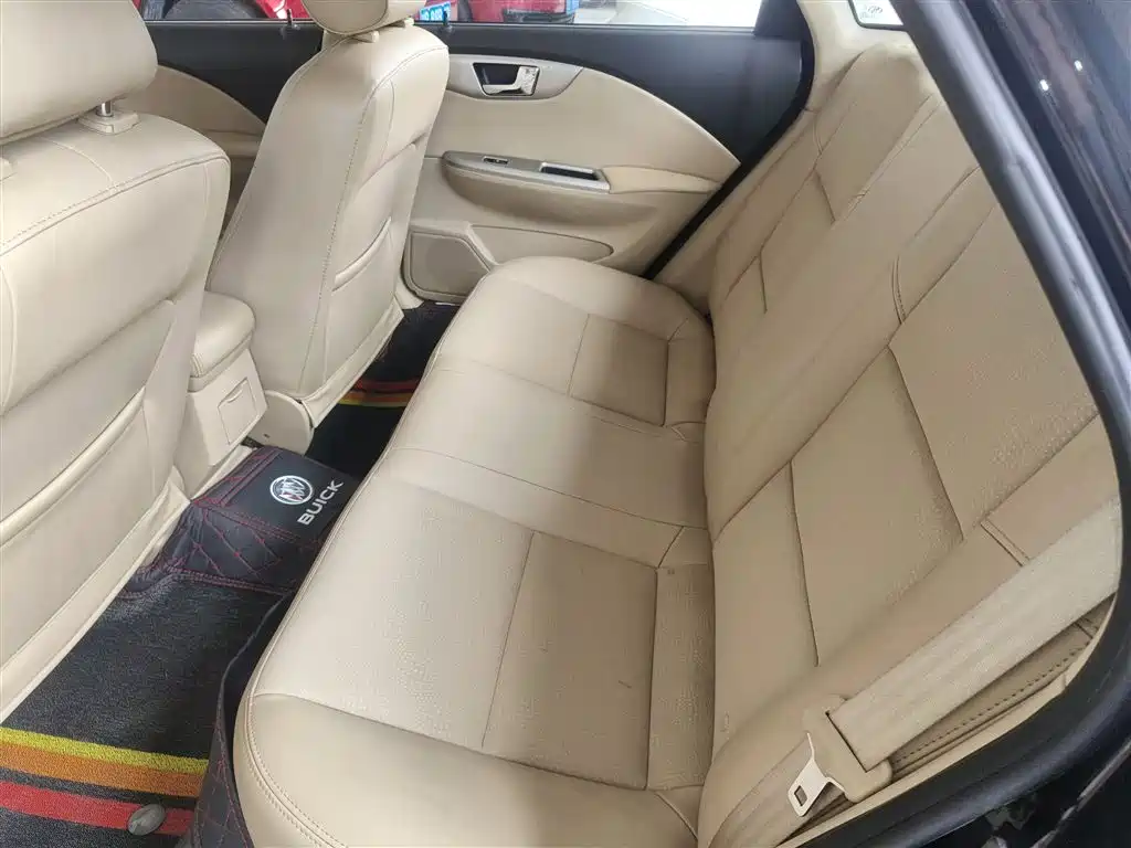 Buick Excelle 2014 — фото 17