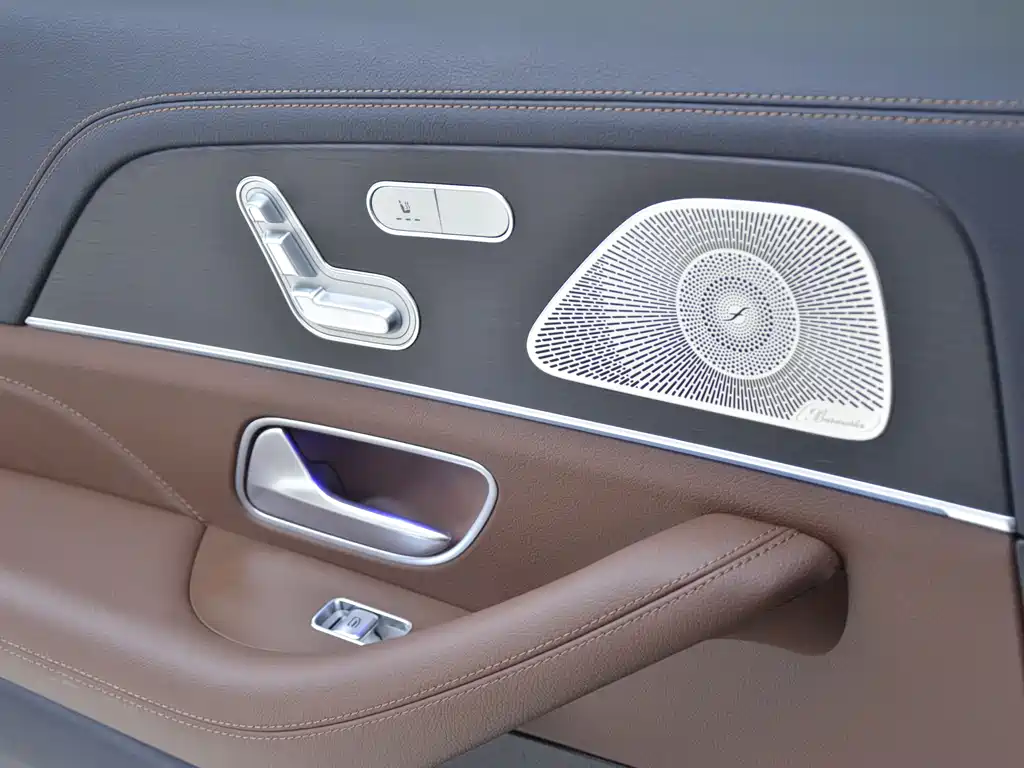 Mercedes-Benz GLS 2024 — фото 14