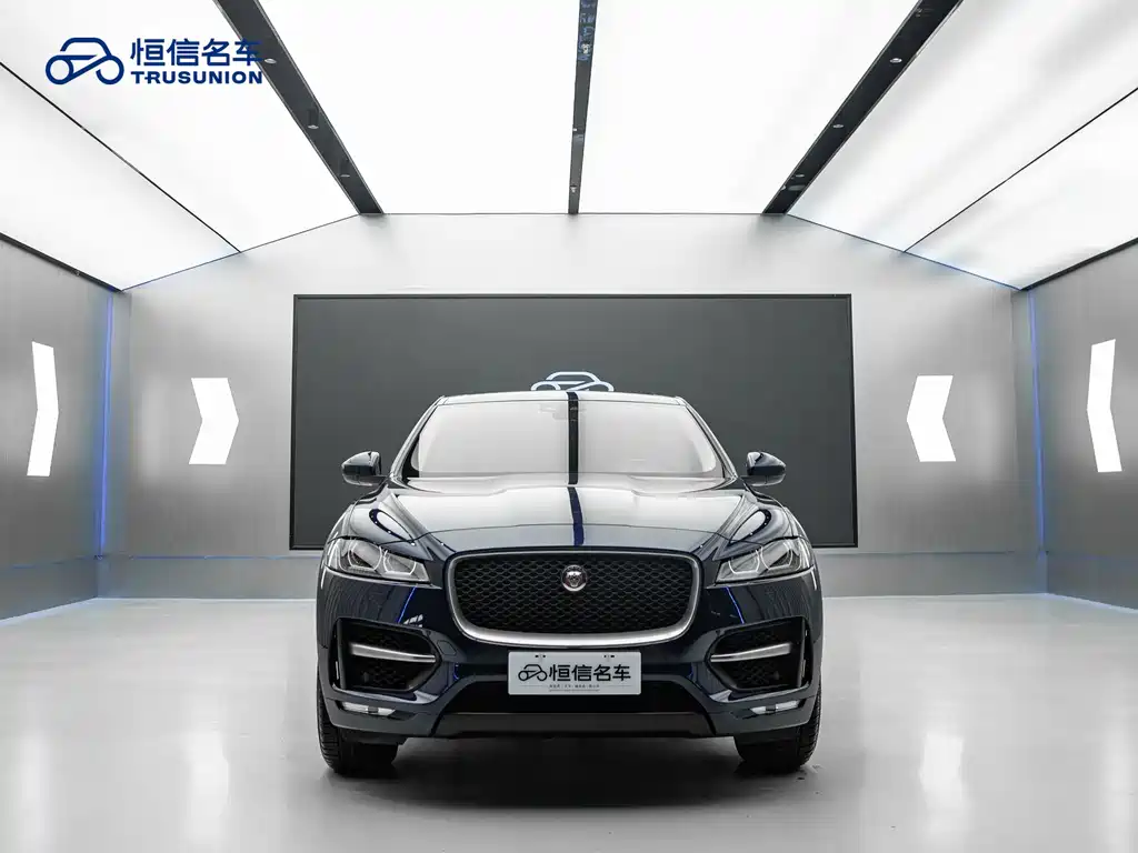 Jaguar F-PACE 2018 — фото 2