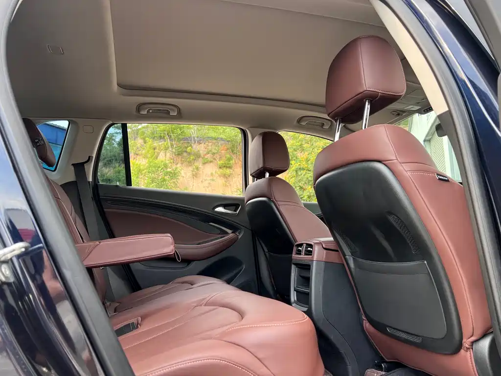 Buick Envision Plus 2021 — фото 15
