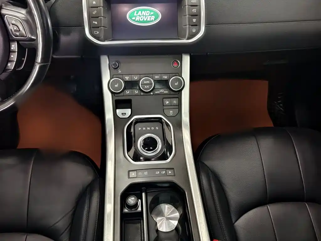 Land Rover Evoque 2017 — фото 19
