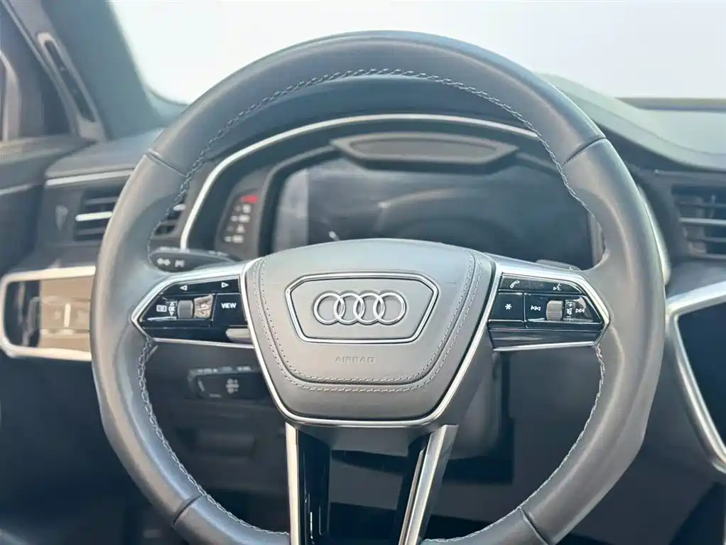 Audi A6L 2024 — фото 16