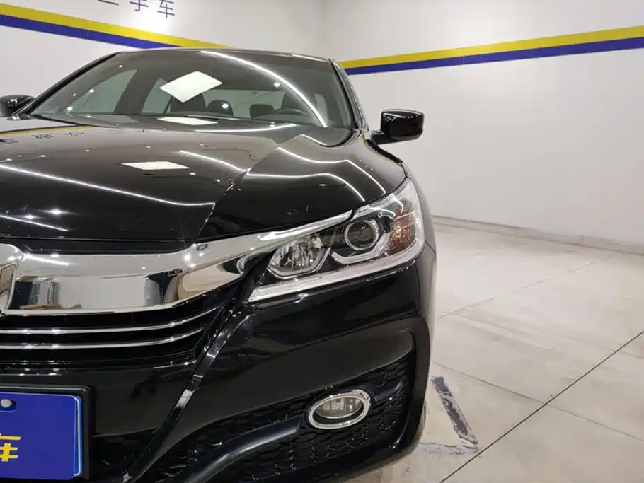 Honda Accord 2019 — фото 5