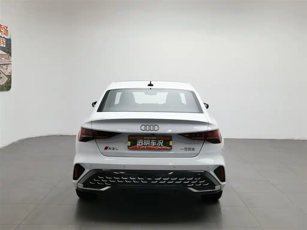 Audi A3 2025 — фото 4