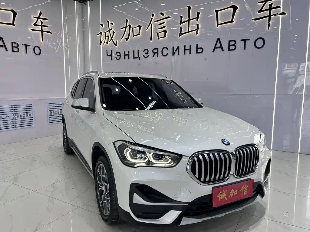 BMW X1 2022 — фото 3