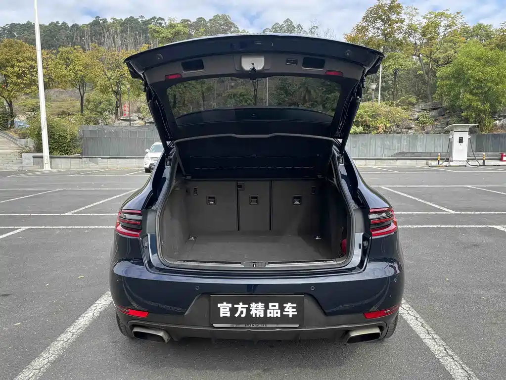 Porsche Macan 2018 — фото 22