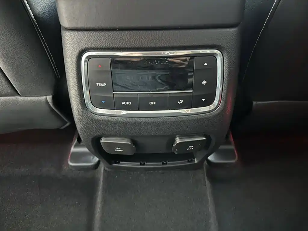 GAC Trumpchi GS8 2021 — фото 16
