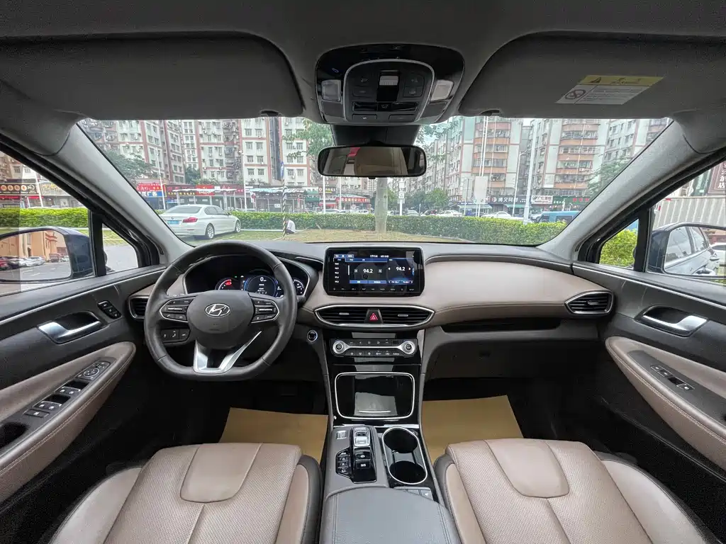 Hyundai Santa Fe 2020 — фото 13