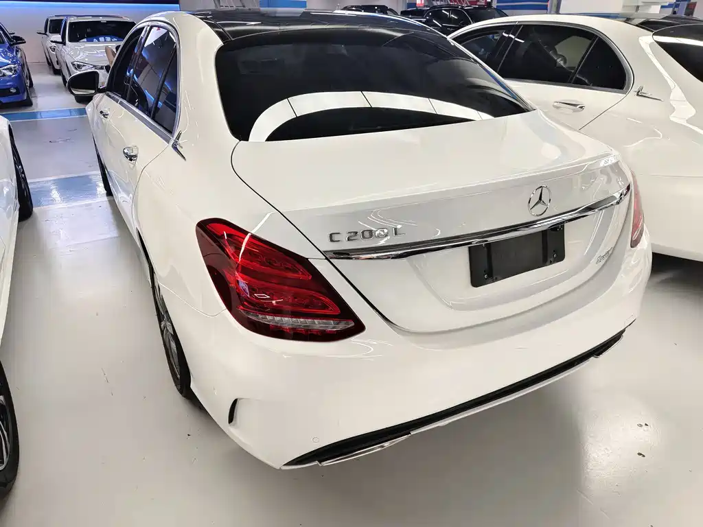 Mercedes-Benz C-Class 2018