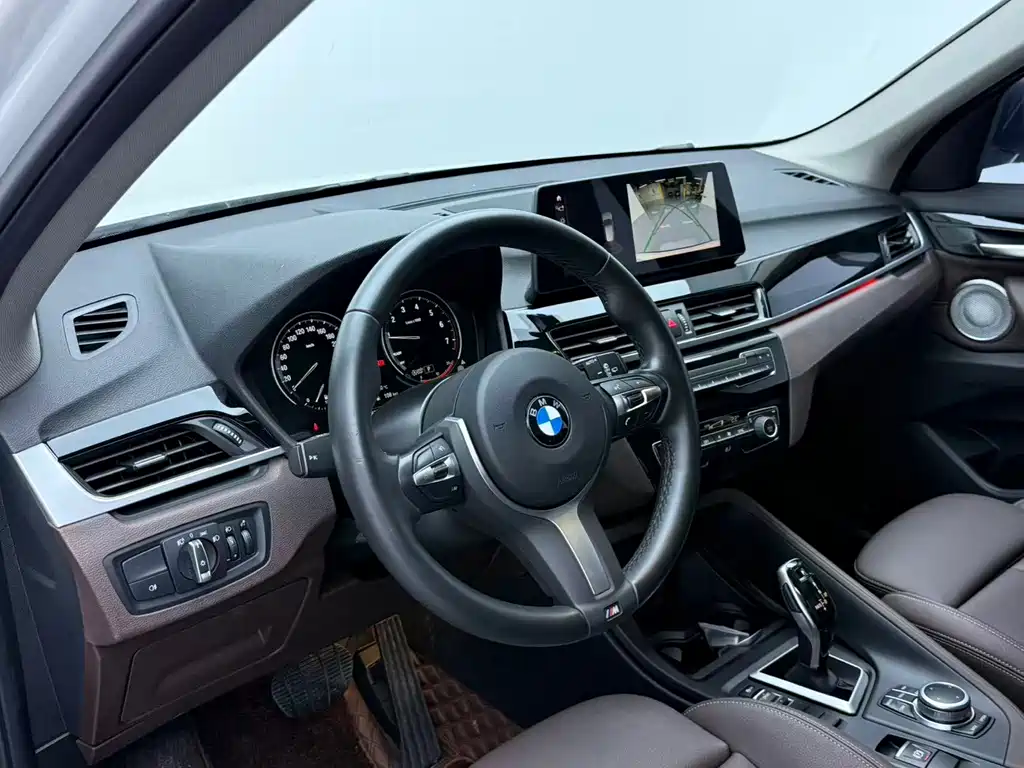 BMW X1 2022 — фото 4