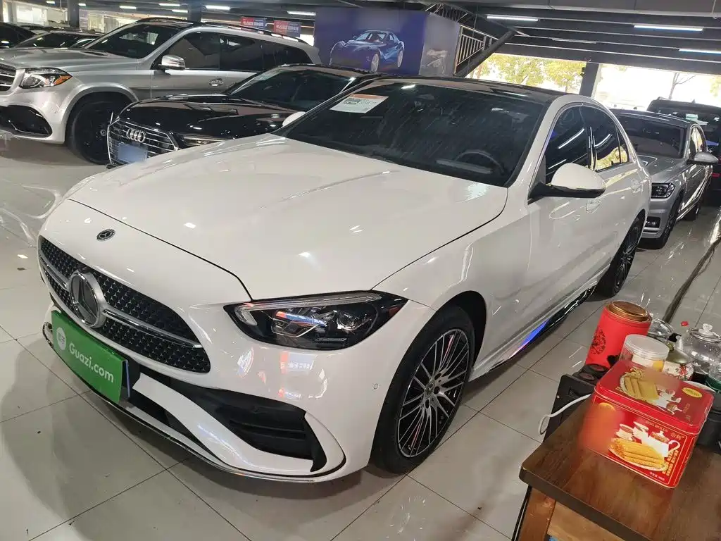 Mercedes-Benz C-Class 2023