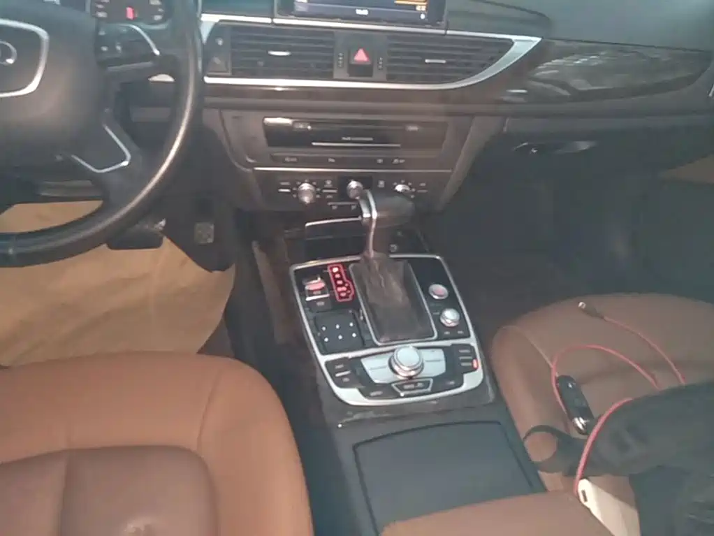 Audi A6L 2015 — фото 14