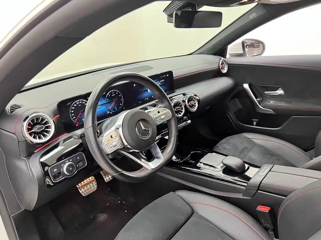 Mercedes-Benz CLA 2023 — фото 9
