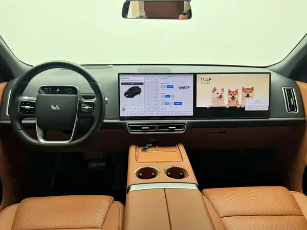 Li Auto L8 2025