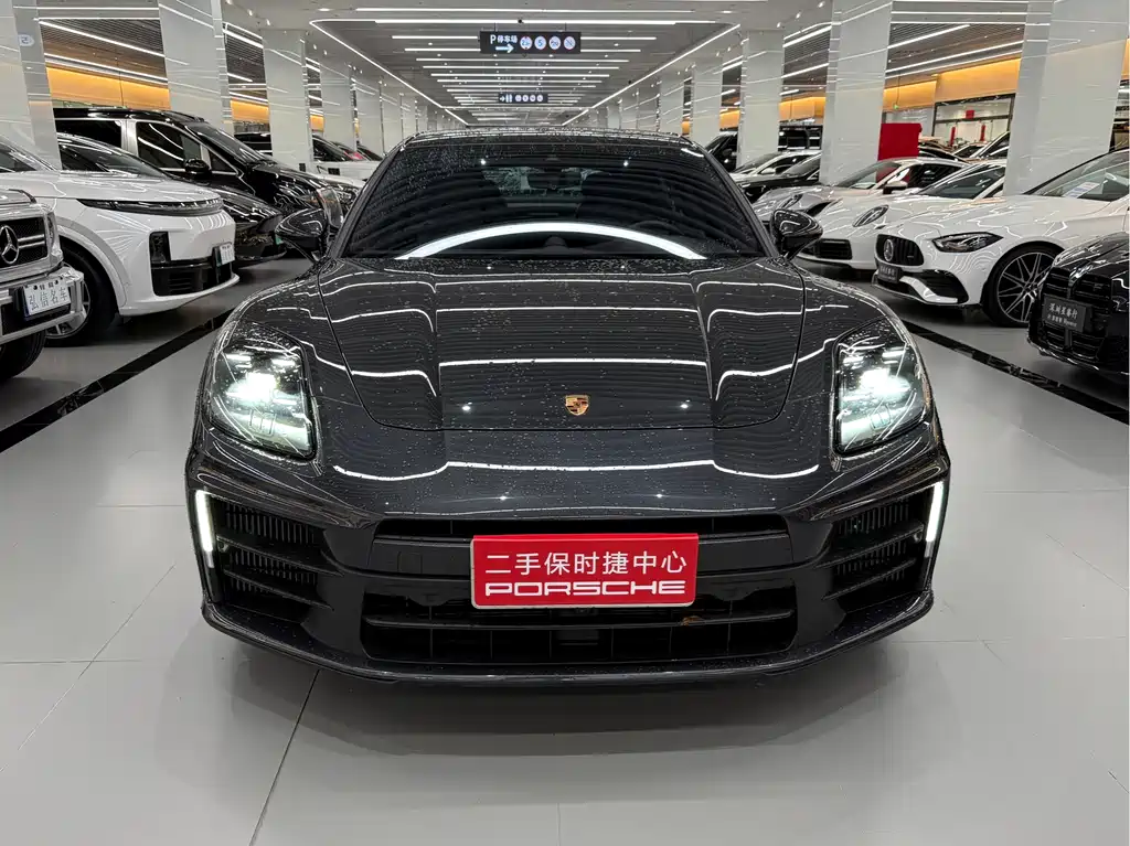 Porsche Panamera 2024