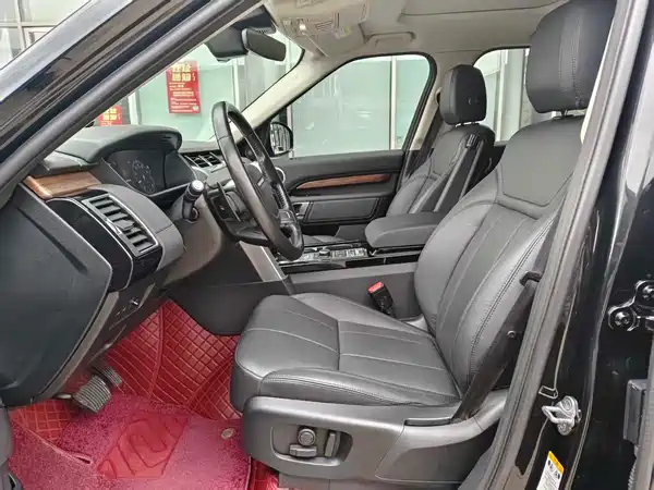 Land Rover Discovery 2018