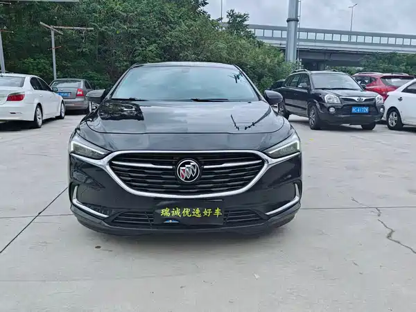 Buick LaCrosse 2021