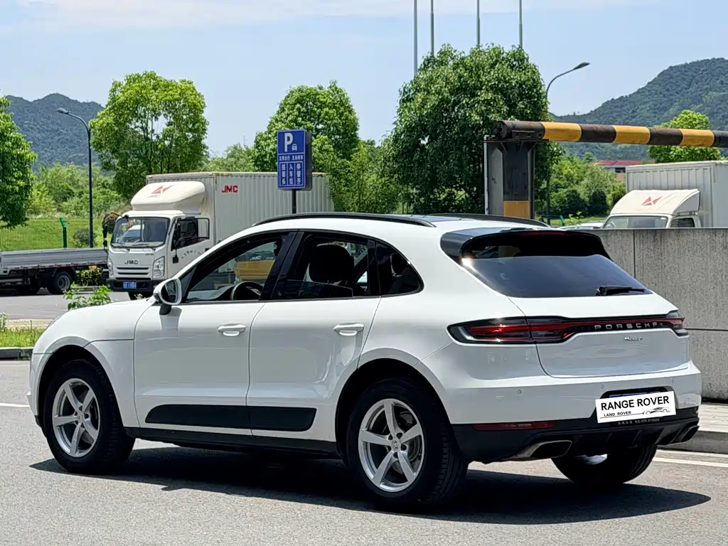 Porsche Macan 2020 — фото 4