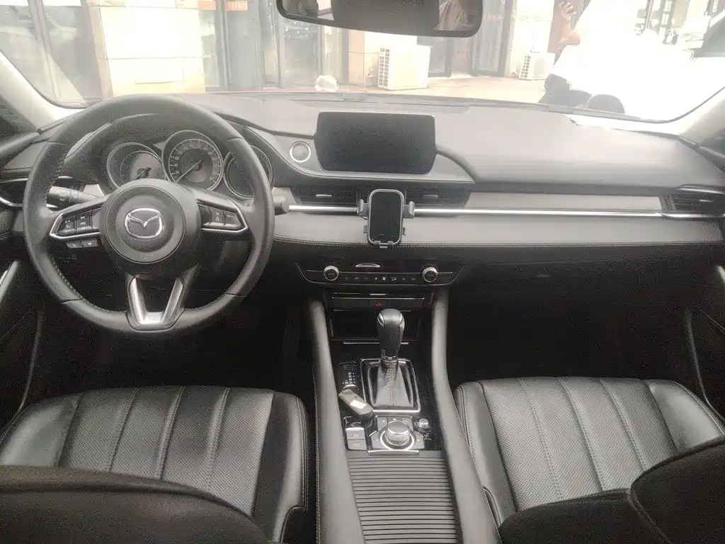 Mazda Atenza 2020