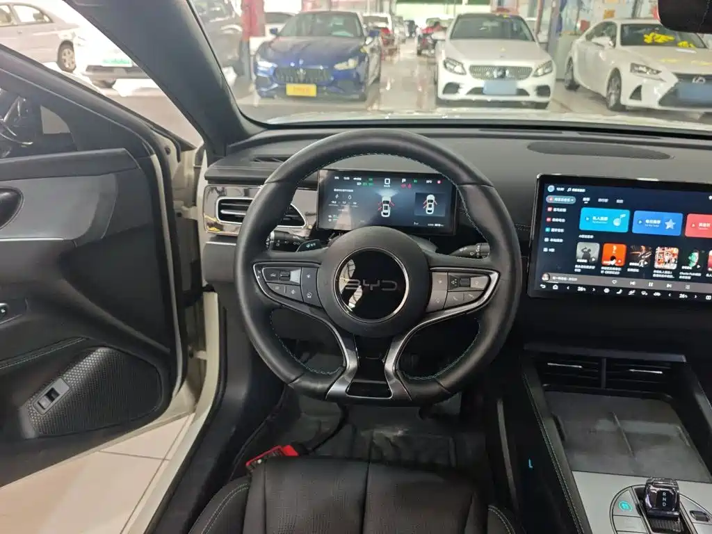 BYD Seal 06 2025