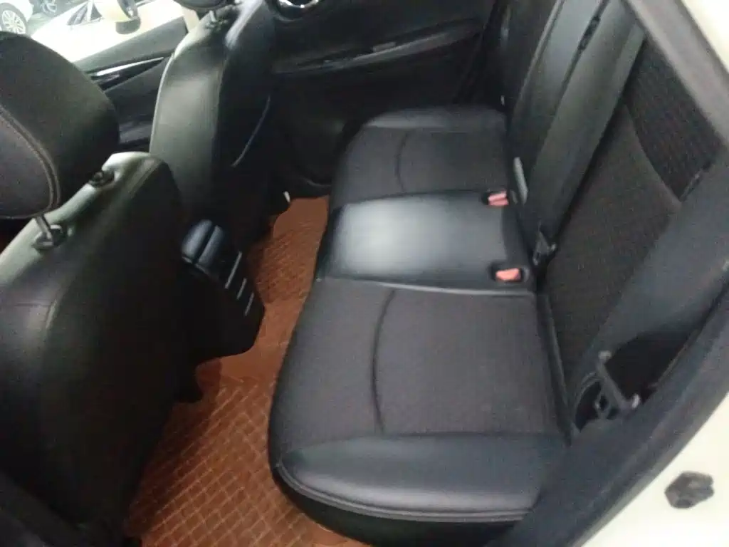 Nissan Tiida 2018 — фото 13