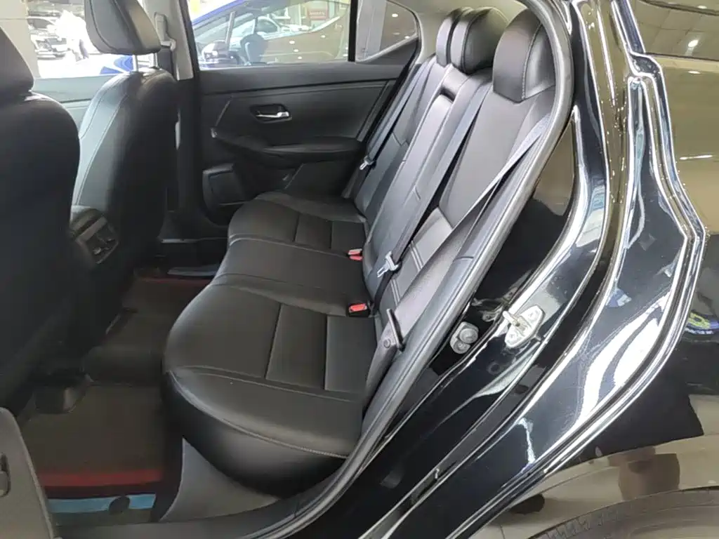 Nissan Sylphy 2022 — фото 17