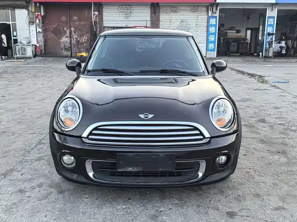 MINI 2012
