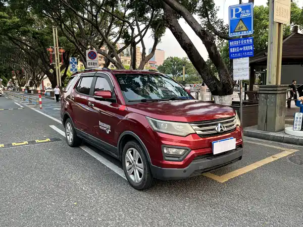Changan Auchan CX70 2016