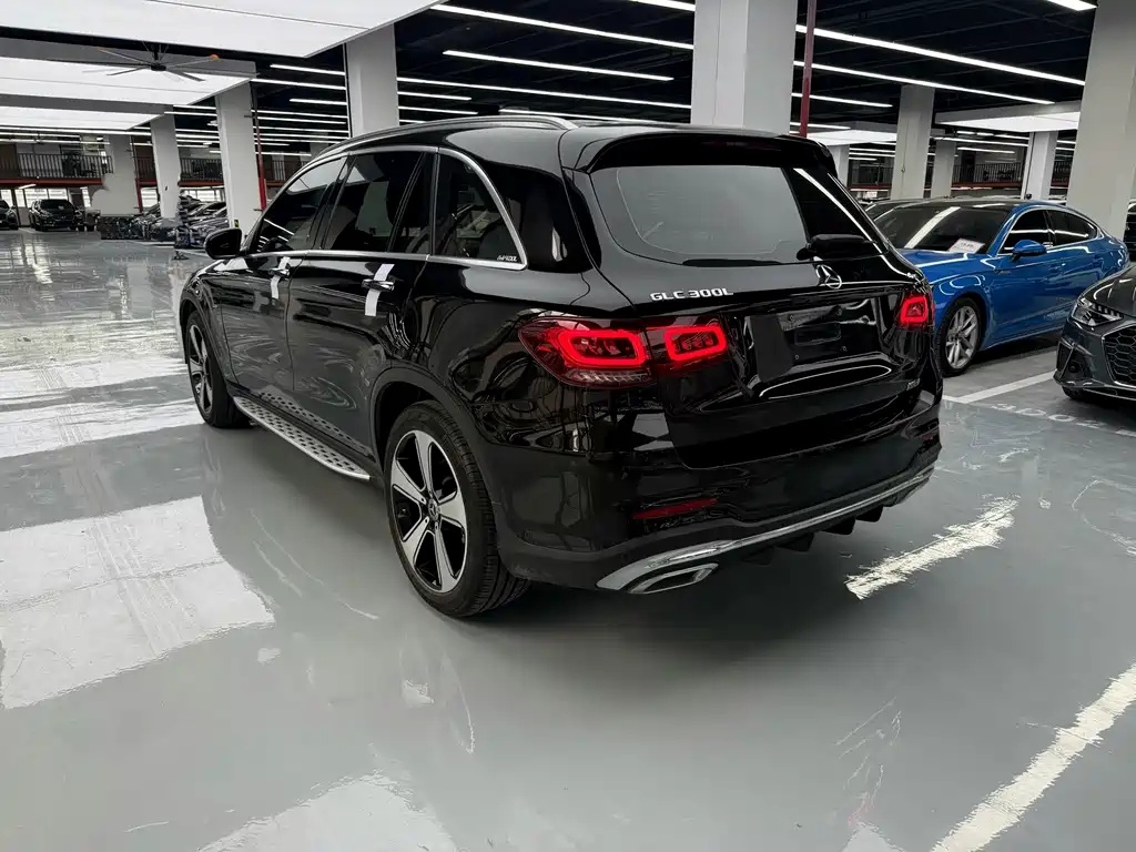 Mercedes-Benz GLC 2020 — фото 15