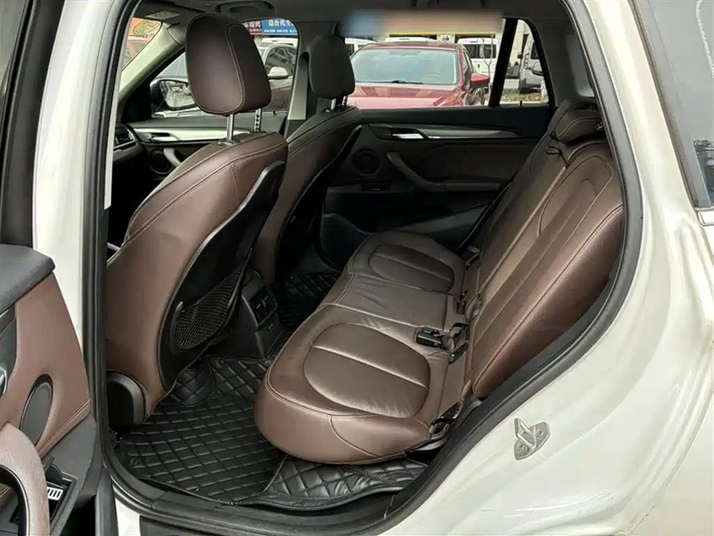 BMW X1 2019 — фото 16