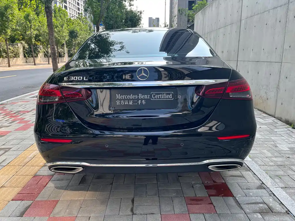 Mercedes-Benz E-Class 2023