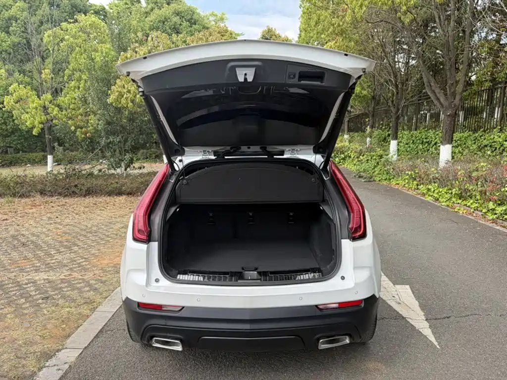 Cadillac XT4 2020 — фото 20