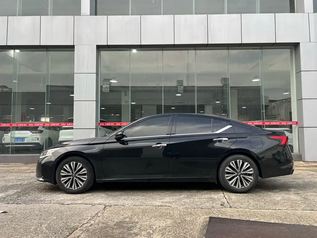 Nissan Teana 2023 — фото 3