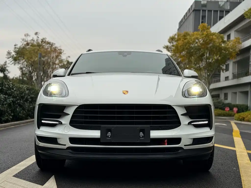 Porsche Macan 2020 — фото 2
