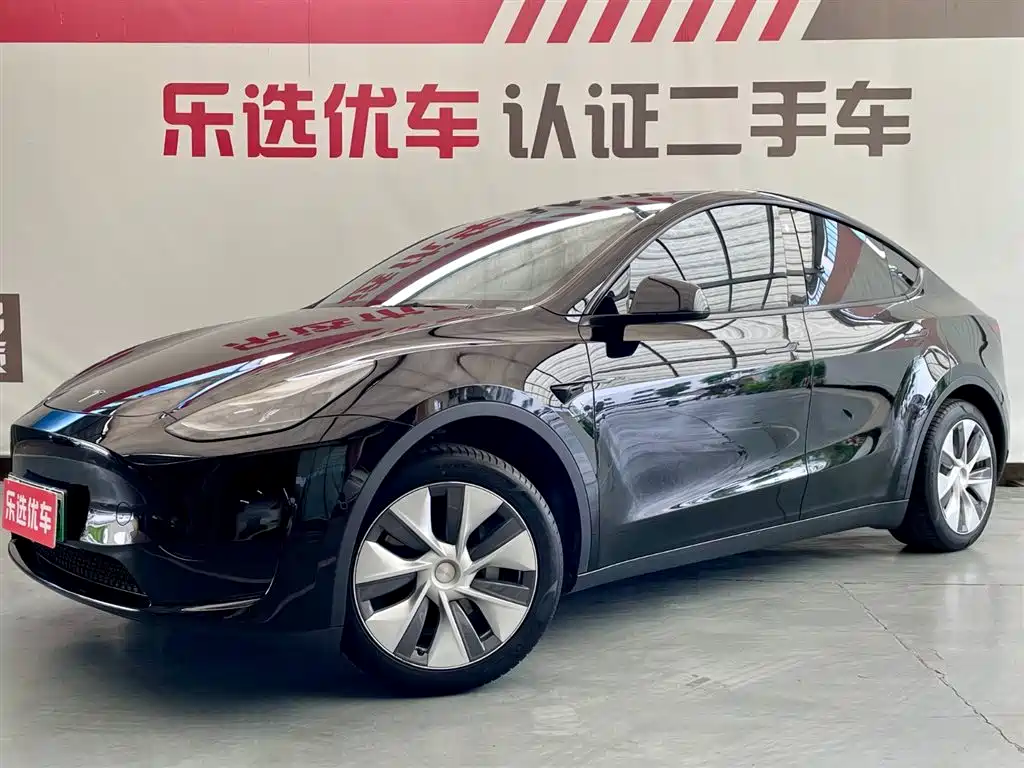 Tesla Model Y 2023 — фото 1