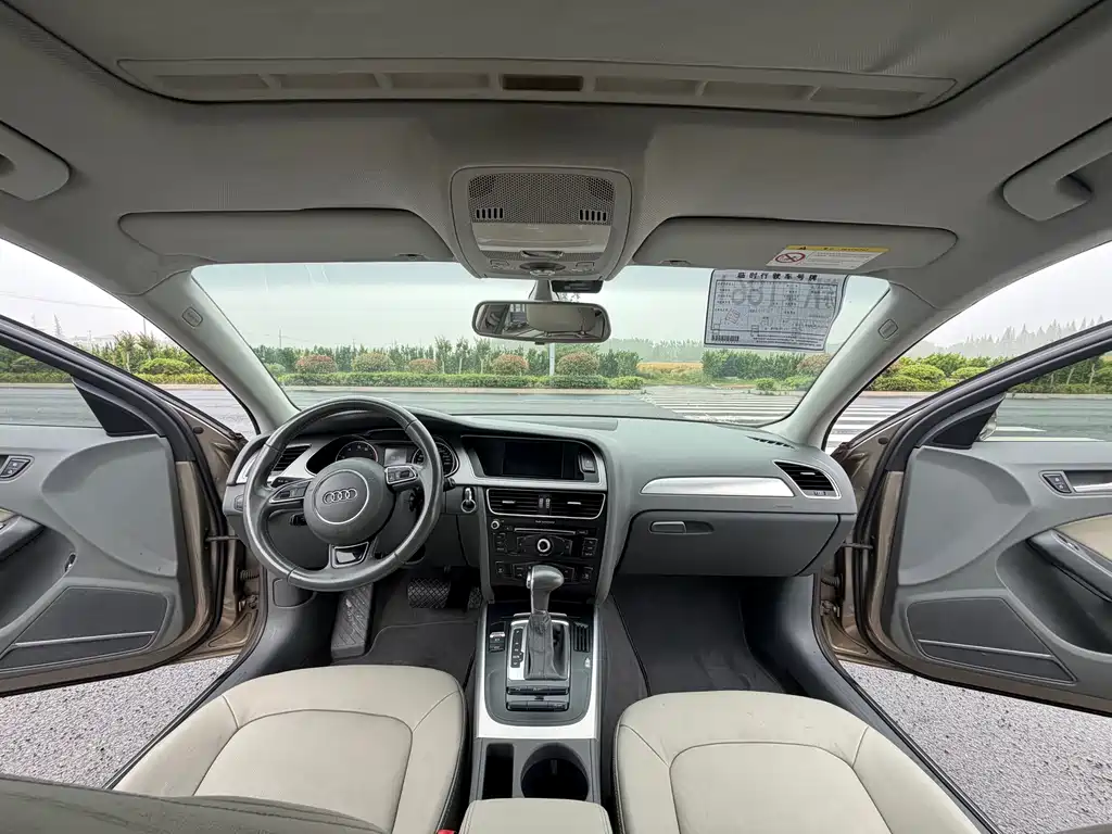 Audi A4L 2014