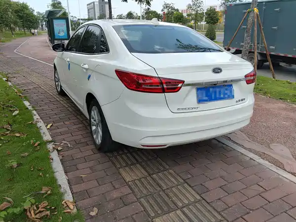 Ford Escort 2017
