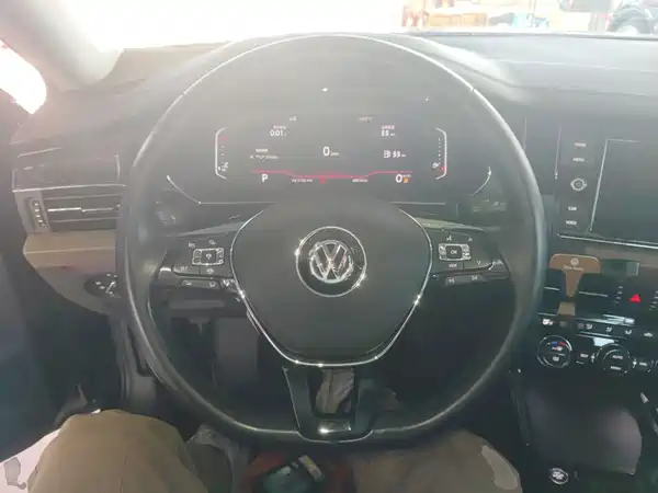 Volkswagen Passat 2020