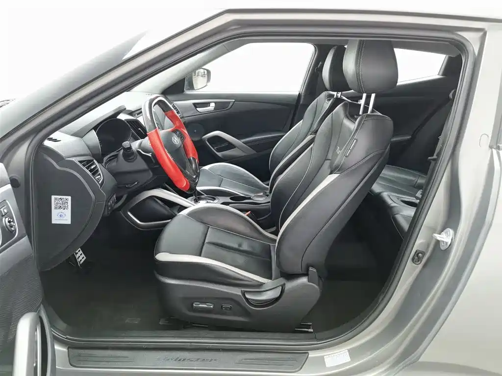 Hyundai Veloster 2015 — фото 10