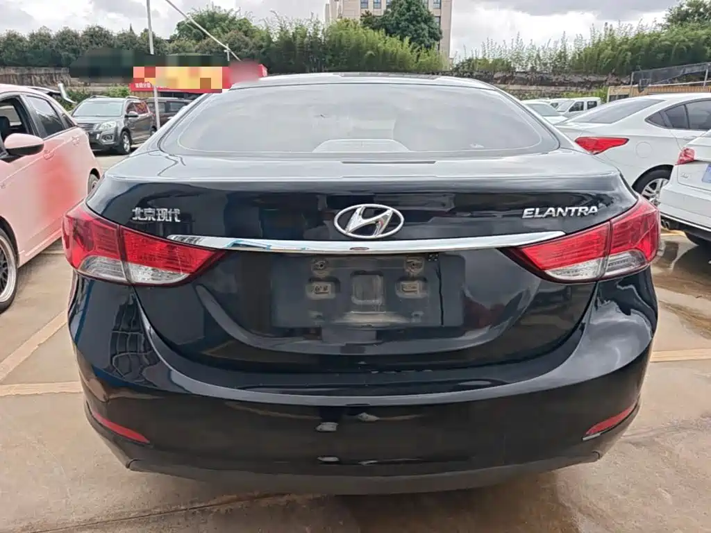 Hyundai Elantra Langdong 2015 — фото 6