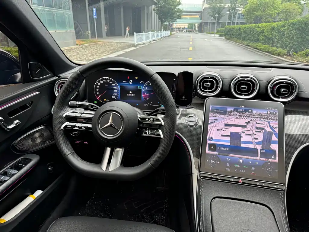 Mercedes-Benz C-Class 2023 — фото 9